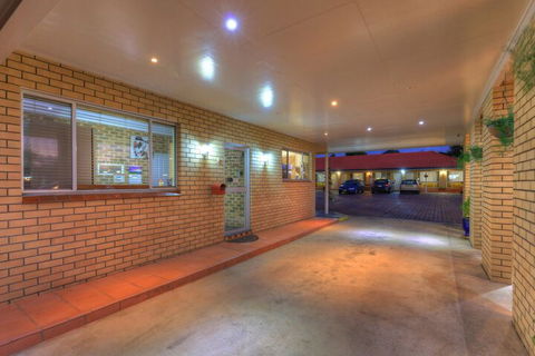 Jumbuck Motor Inn - Perths Hotel 1