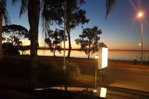 Barmera Lake Resort Motel - Perths Hotel 0