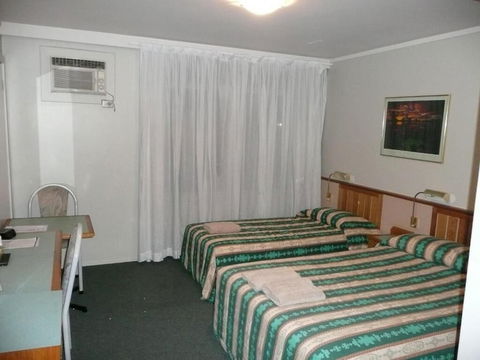 The Hermitage Motel - Perths Hotel 3