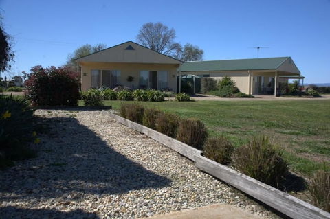 Milawa Muscat Retreat B&B - Perths Hotel 0