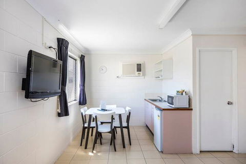 Banjo Paterson Motor Inn - Perths Hotel 6