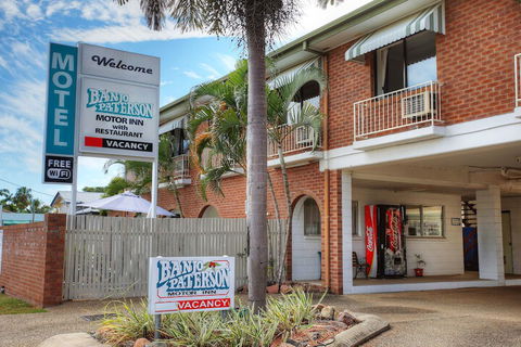 Banjo Paterson Motor Inn - Perths Hotel 1
