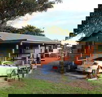 Abel Tasman Caravan Park - Perths Hotel