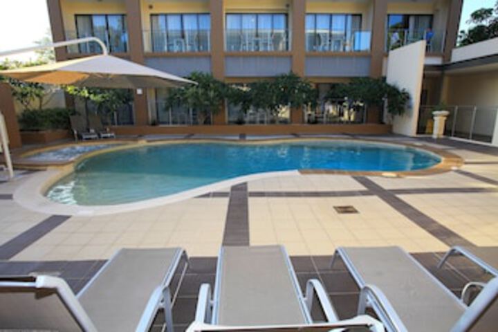  Perths Hotel