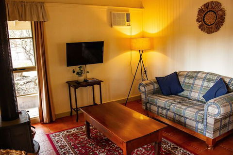 Kalimna Woods Cottages - Perths Hotel 5