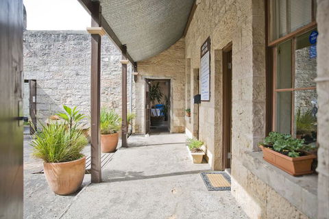 The Old Mount Gambier Gaol - Perths Hotel 1