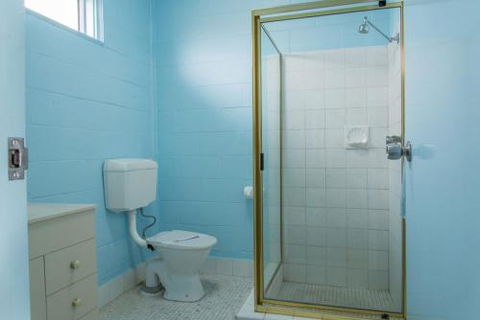 Artesian Motor Inn - Perths Hotel 1