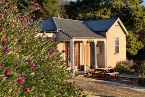 Sassafras Springs - Perths Hotel 5