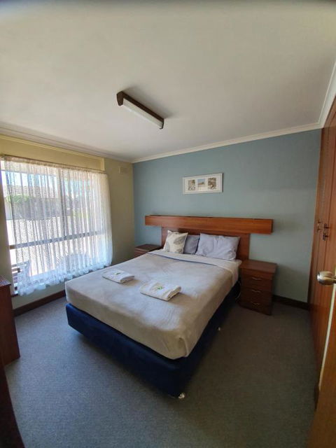 Beachport Motor Inn - Perths Hotel 5