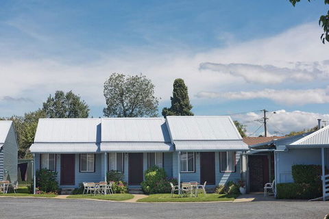 Canberra Ave Villas - Perths Hotel 1