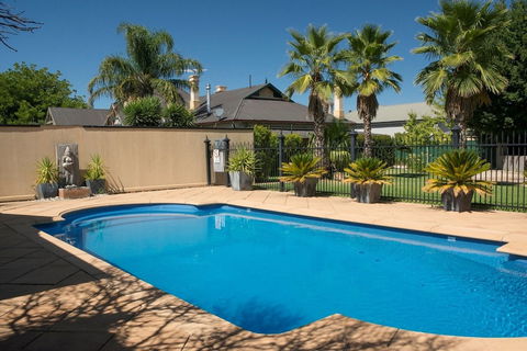 Barossa Dreams - Perths Hotel 0
