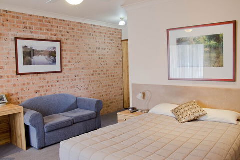 Baybrook Motor Inn & Apartments - Perths Hotel 2