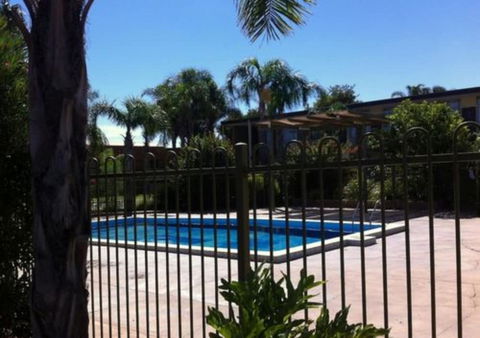Westland Hotel Motel - Perths Hotel 2