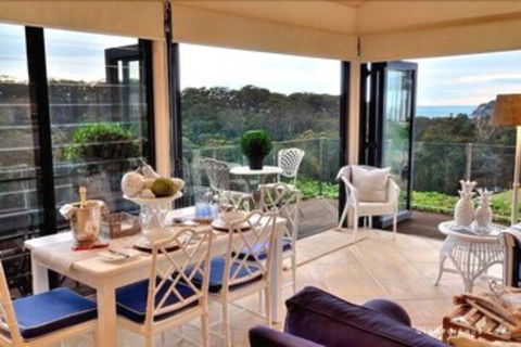 The Outlook Cabana - Perths Hotel 3