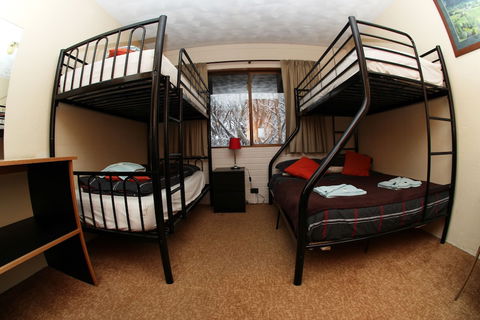 Alpine Retreat Mt Buller - Perths Hotel 5