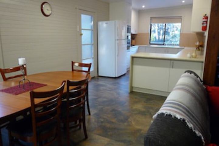 Sisters Beach TAS Perths Hotel
