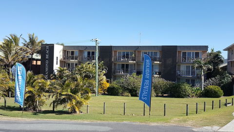 Cabarita Beachfront Apartments - Perths Hotel 0