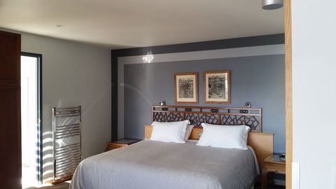 Armalong Winery Chalets - Perths Hotel 2
