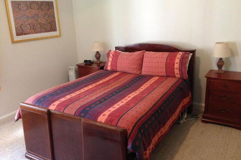 Pinkerton Hill Naracoorte - Perths Hotel 6