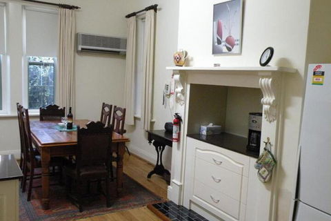 Smith Street Villa Naracoorte - Perths Hotel 4