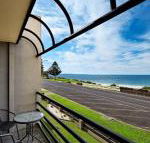 Accommodation Portland Victoria - Perths Hotel