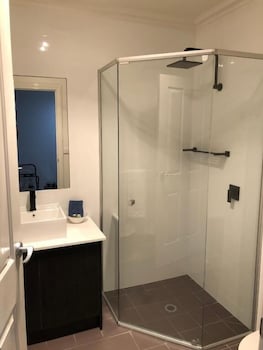 Port Boutique Accommodation - Perths Hotel 5