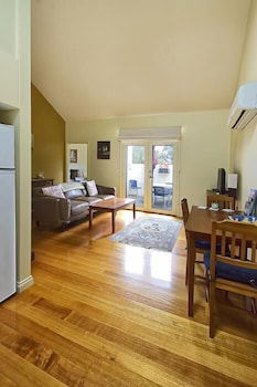 Port Boutique Accommodation - Perths Hotel 3
