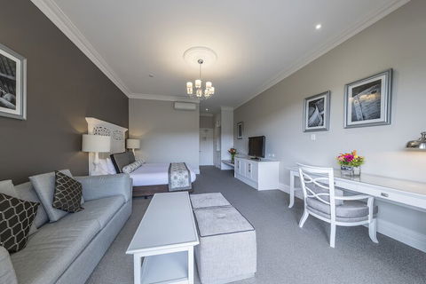 Grand Mercure Basildene Manor - Perths Hotel 1