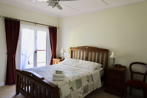 Hilltop On Tamborine - Perths Hotel 6