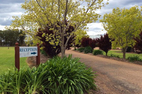 Bluebush Estate - Perths Hotel 1