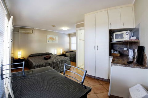 Bali Hi - Perths Hotel 4