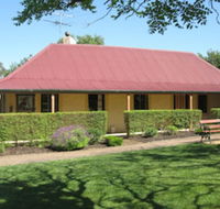 Goat Square Cottages - Perths Hotel