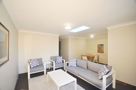 Katoomba Townhouses - Perths Hotel 2