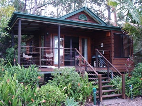 Lake Weyba Cottages - Perths Hotel 1