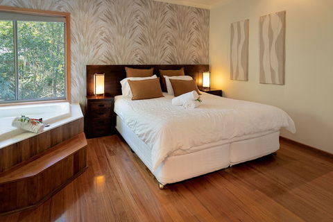 Lake Weyba Cottages - Perths Hotel 3