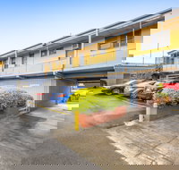 Meadow Inn Hotel-Motel - Perths Hotel