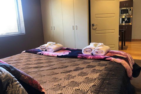 Barossa Valley Apartments - Perths Hotel 7