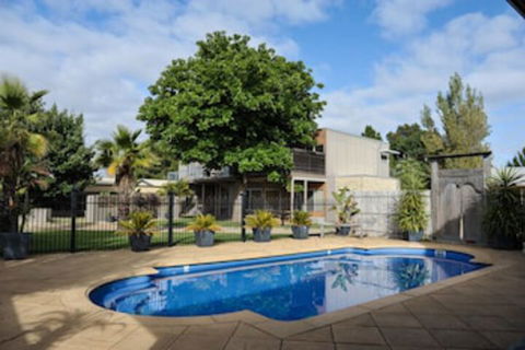 Barossa Valley Apartments - Perths Hotel 0