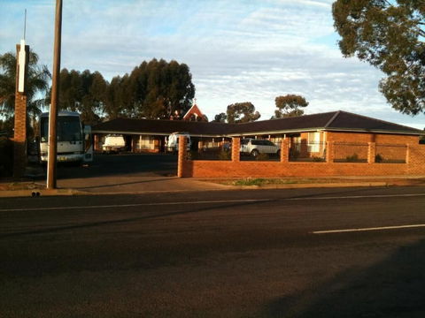 Cobar Town And Country Motor Inn - Perths Hotel 0