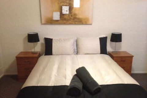 Copper Gate Motel - Perths Hotel 0
