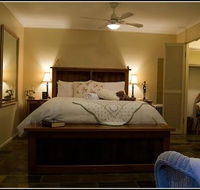 Hideaway Haven Bed  Breakfast - Perths Hotel