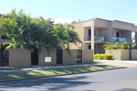 Emerald Western Gateway Motel - Perths Hotel 2