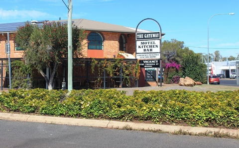 Emerald Western Gateway Motel - Perths Hotel 3