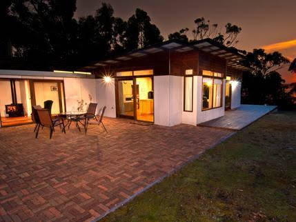 Bruny Island Accommodation Services - Perths Hotel 1