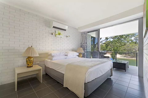 Jacaranda Noosa - Perths Hotel 2