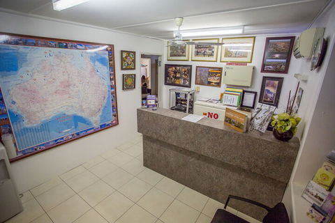 Fourth Avenue Motor Inn - Perths Hotel 2