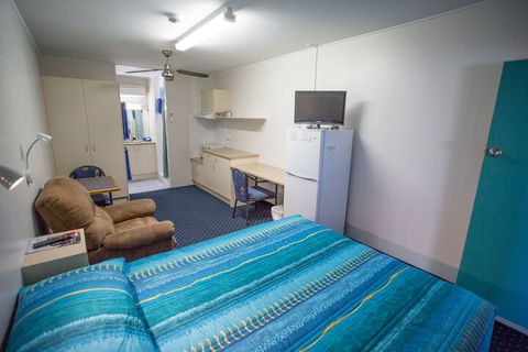 Fourth Avenue Motor Inn - Perths Hotel 4