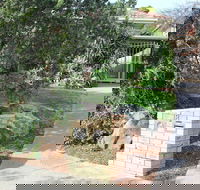 Australian Home Away at East Doncaster Andersons Creek 1 - Perths Hotel