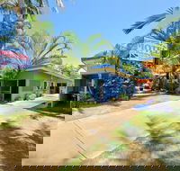 Bargara Gardens Motel  Holiday Villas - Perths Hotel