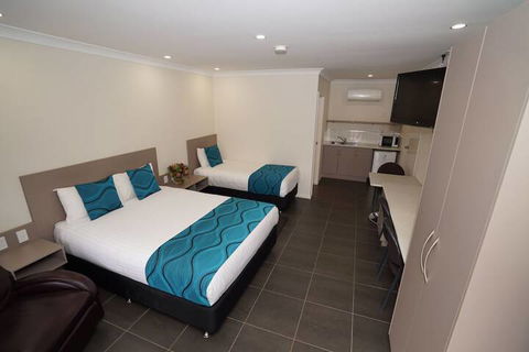 Exies Bagtown - Perths Hotel 6